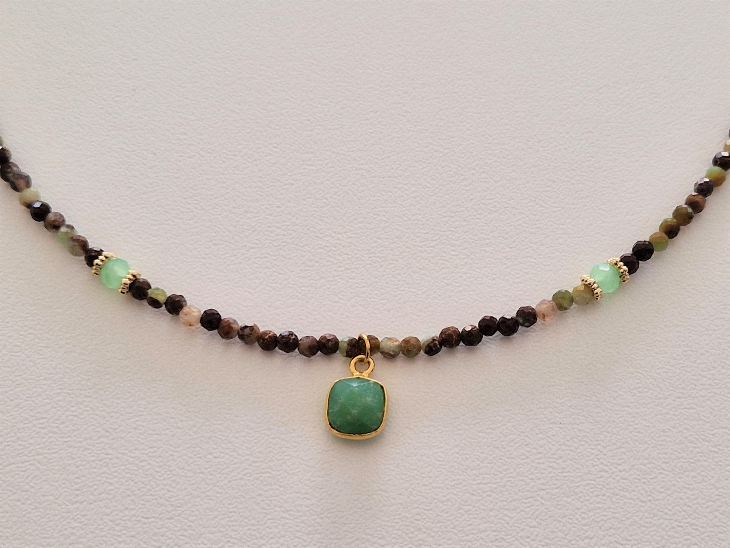 Collier Brinda