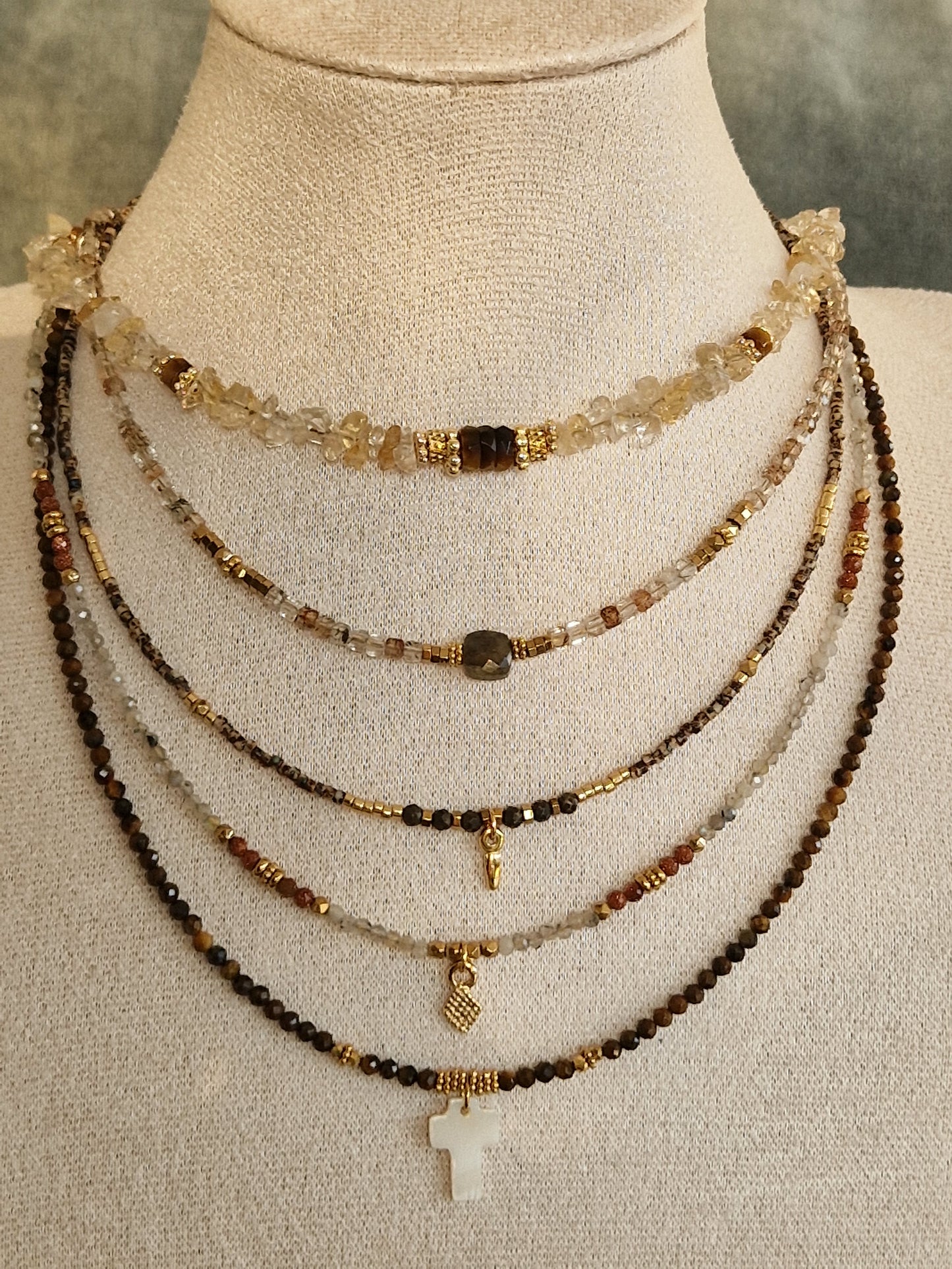 Star Co - Collier Macha