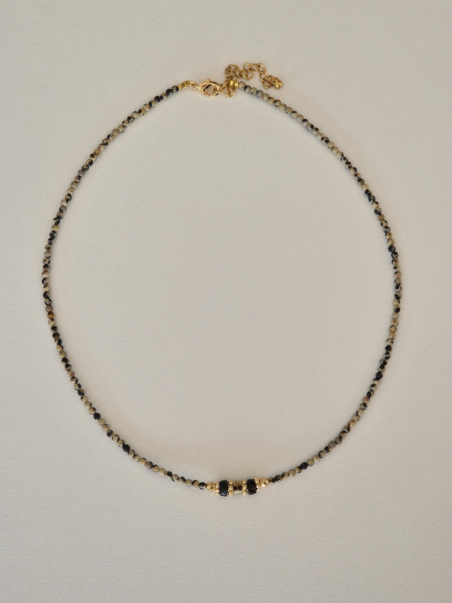 Collier Dolly