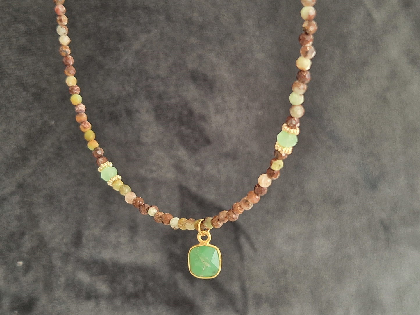 Collier Brinda