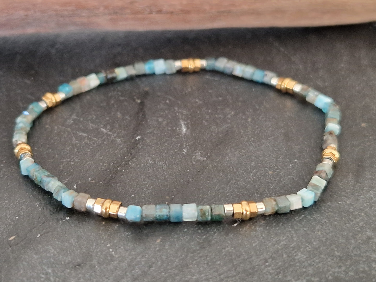 Bad Girl Co - Bracelet Brume